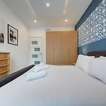 Fully Equipped 2br With Pool & Gym Access By 360 Estates Lägenhet St. Paul's Bay