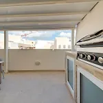 Lägenhet Fully Equipped 2br With Pool & Gym Access By 360 Estates