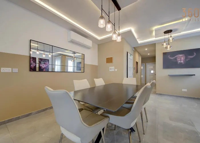 Fully Equipped 2br With Pool & Gym Access By 360 Estates *