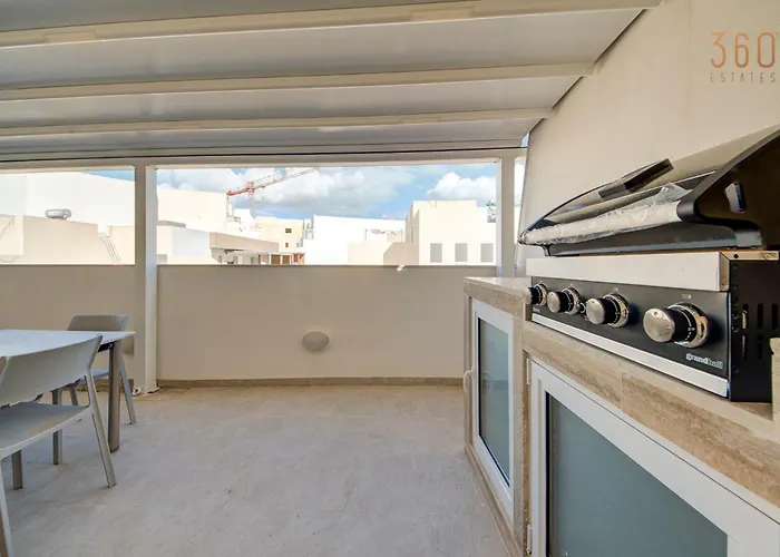 Apartamento Fully Equipped 2br With Pool & Gym Access By 360 Estates