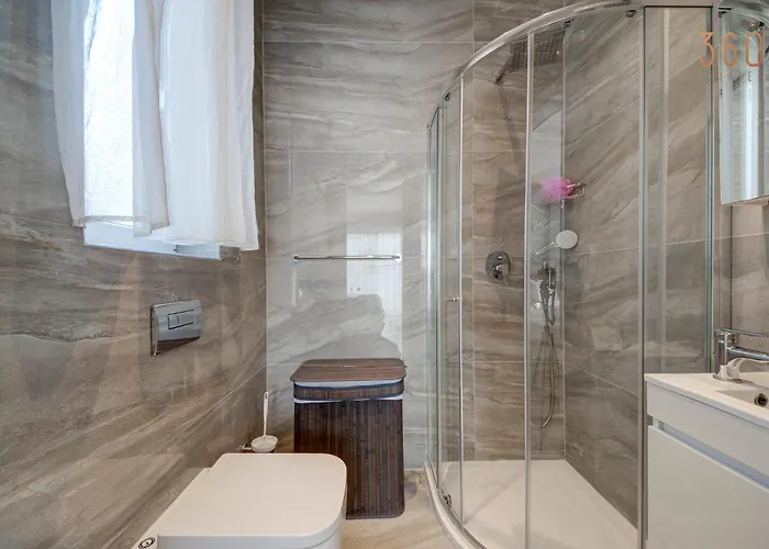 Apartamento Fully Equipped 2br With Pool & Gym Access By 360 Estates