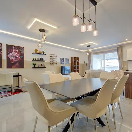Апартаменты Fully Equipped 2br With Pool & Gym Access By 360 Estates Сент-Полс-Бей