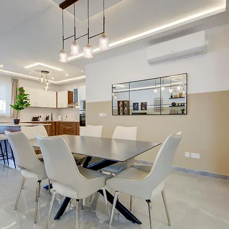 Fully Equipped 2br With Pool & Gym Access By 360 Estates Апартаменты *