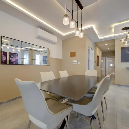 Fully Equipped 2br With Pool & Gym Access By 360 Estates *