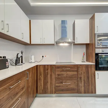 Fully Equipped 2br With Pool & Gym Access By 360 Estates Сент-Полс-Бей