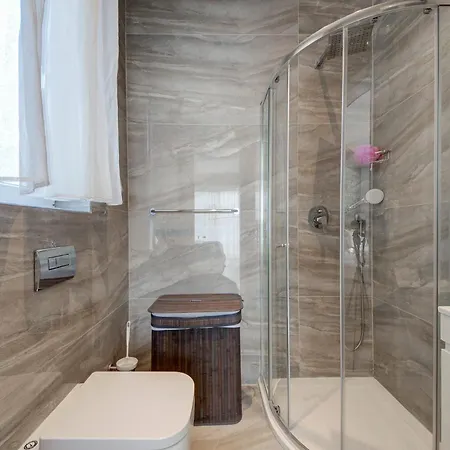 Διαμέρισμα Fully Equipped 2br With Pool & Gym Access By 360 Estates