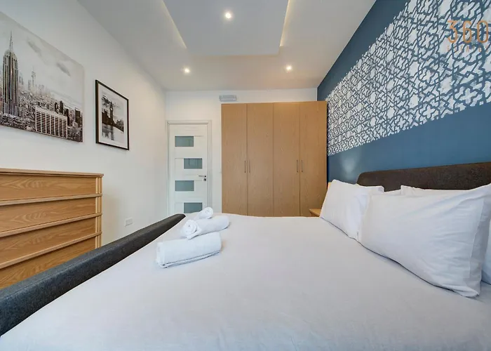 Fully Equipped 2br With Pool & Gym Access By 360 Estates Appartement St. Paul's Bay