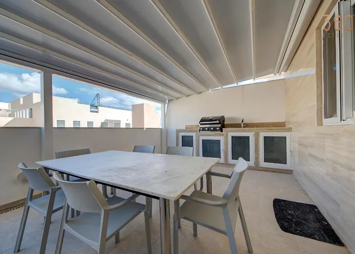 Fully Equipped 2br With Pool & Gym Access By 360 Estates * St. Paul's Bay