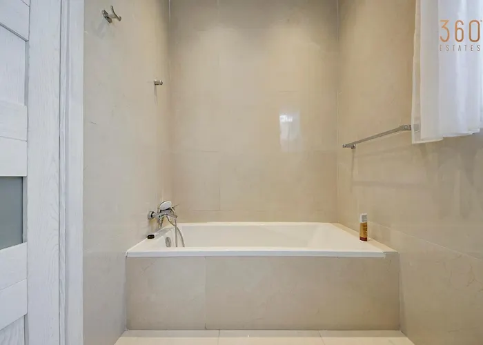 Apartament Fully Equipped 2br With Pool & Gym Access By 360 Estates *