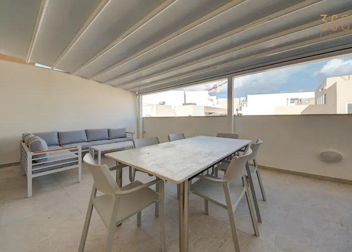 Fully Equipped 2br With Pool & Gym Access By 360 Estates Apartament