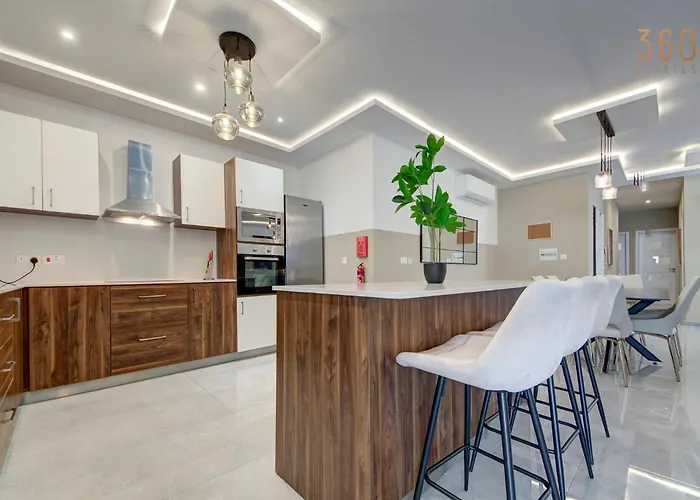 Fully Equipped 2br With Pool & Gym Access By 360 Estates